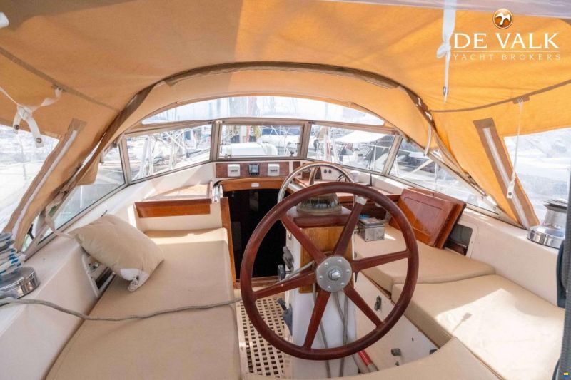 Hallberg-Rassy 38