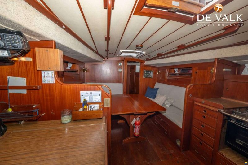 Hallberg-Rassy 38