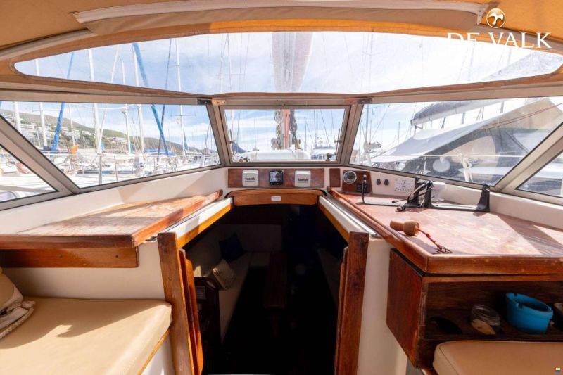 Hallberg-Rassy 38