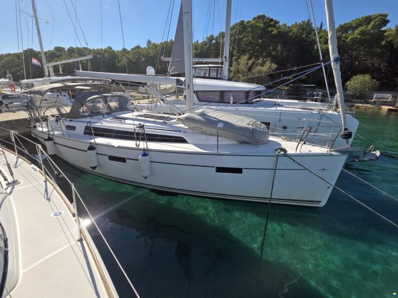 Bavaria 37 Cruiser