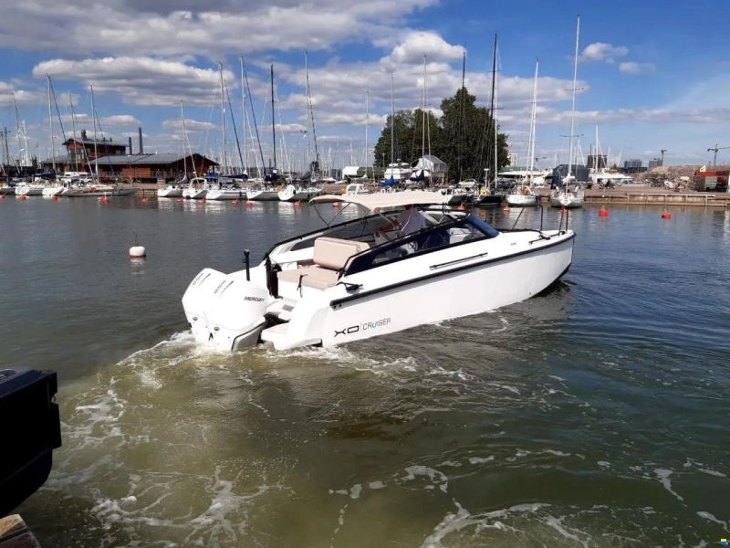 XO Boats - 270 Cruiser