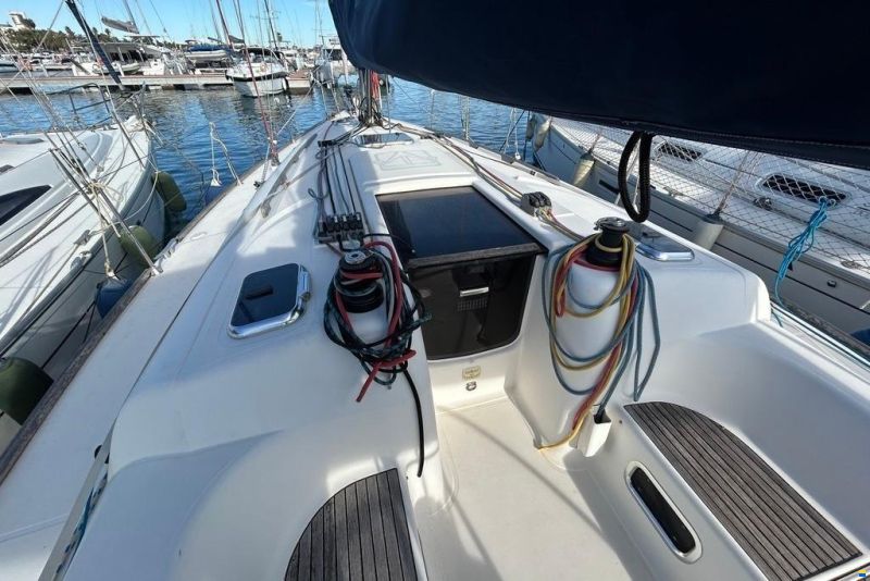 Dufour 40 Performance