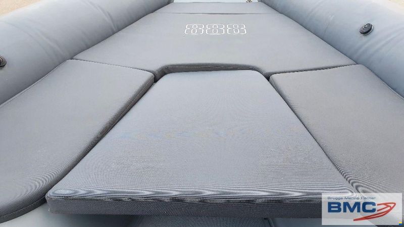 Technohull Aquavite 888