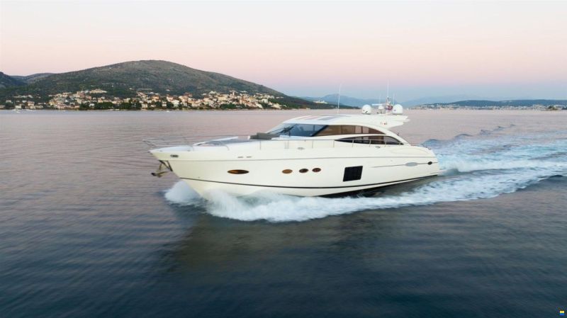 Princess V72
