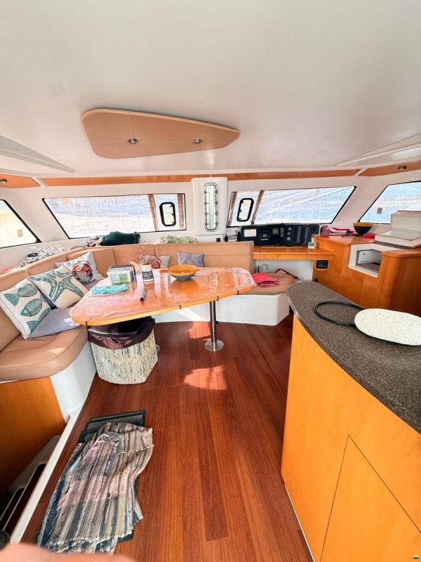 Fountaine Pajot Orana44