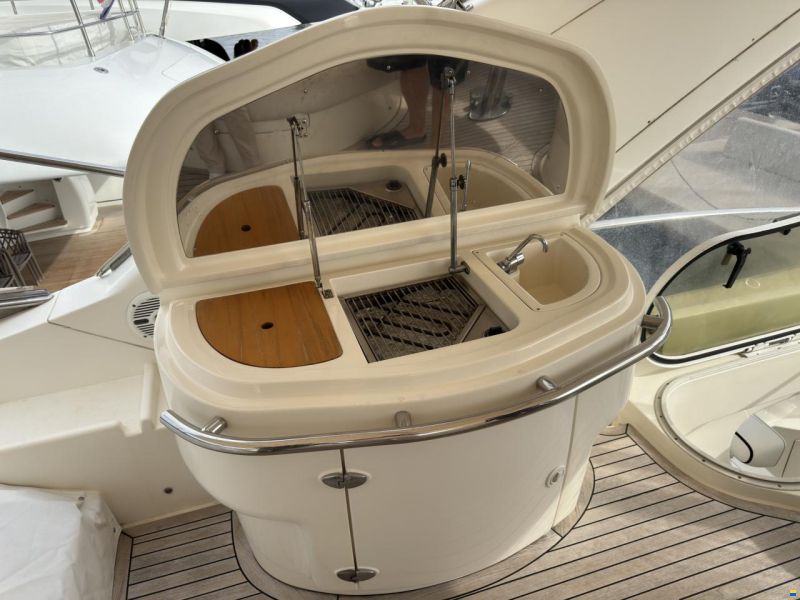 Azimut 68 Plus