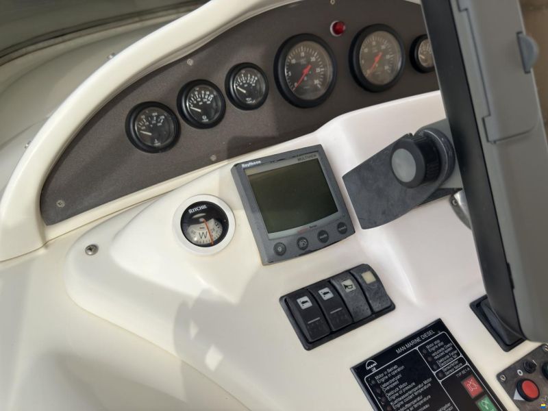 Azimut 68 Plus