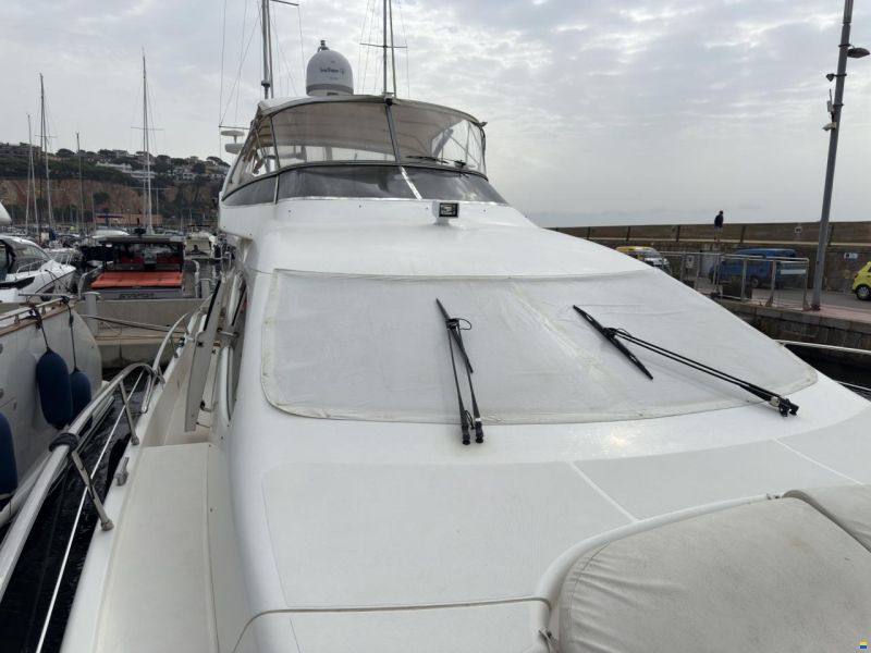 Azimut 68 Plus