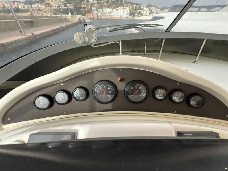 Azimut 68 Plus