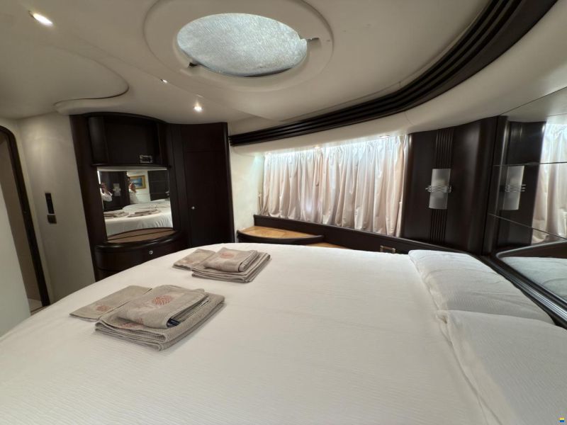 Azimut 68 Plus