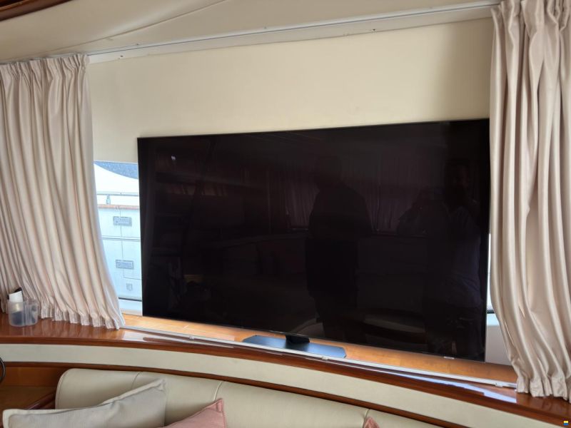 Azimut 68 Plus