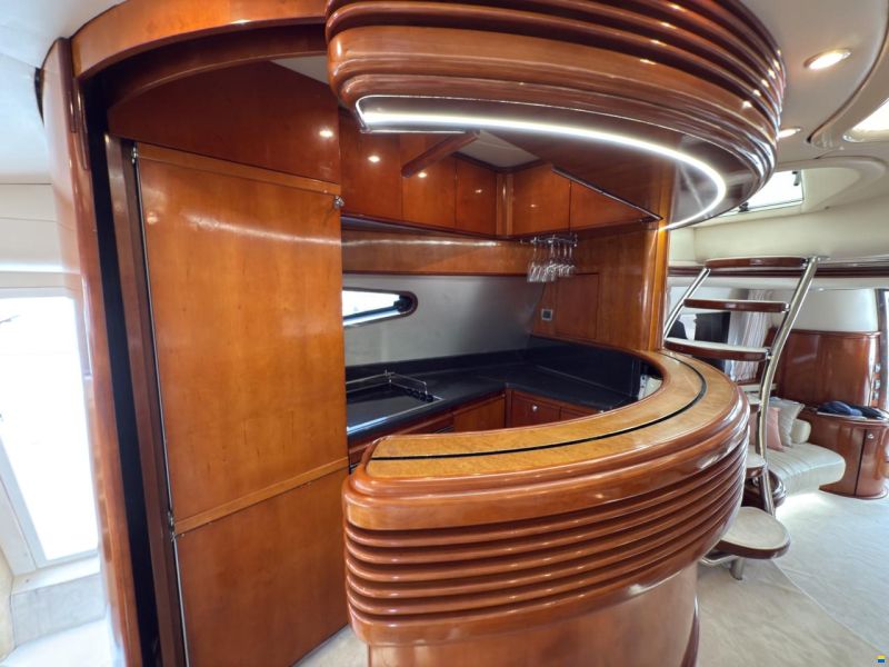 Azimut 68 Plus