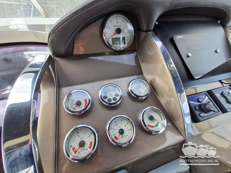 Galeon 325 Open