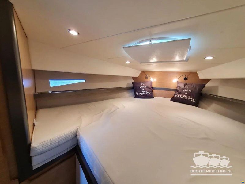 Galeon 325 Open