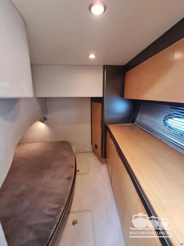 Galeon 325 Open