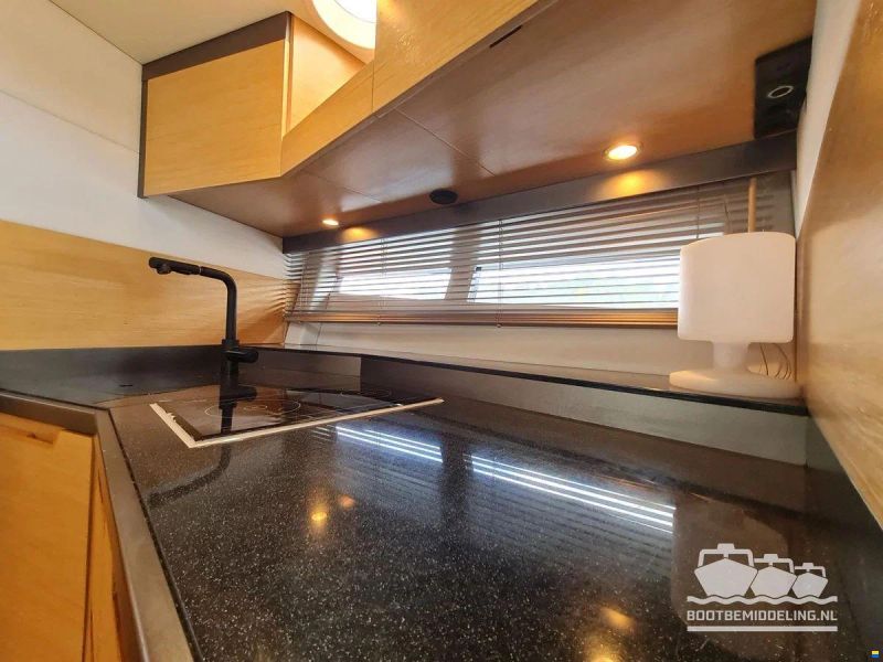 Galeon 325 Open