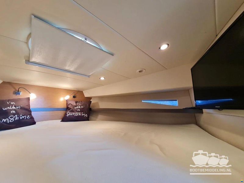 Galeon 325 Open