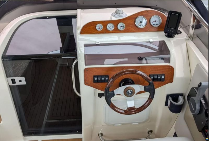 Nadirmarine EOLO 650 Day