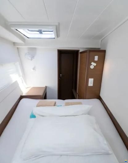 Lagoon 40