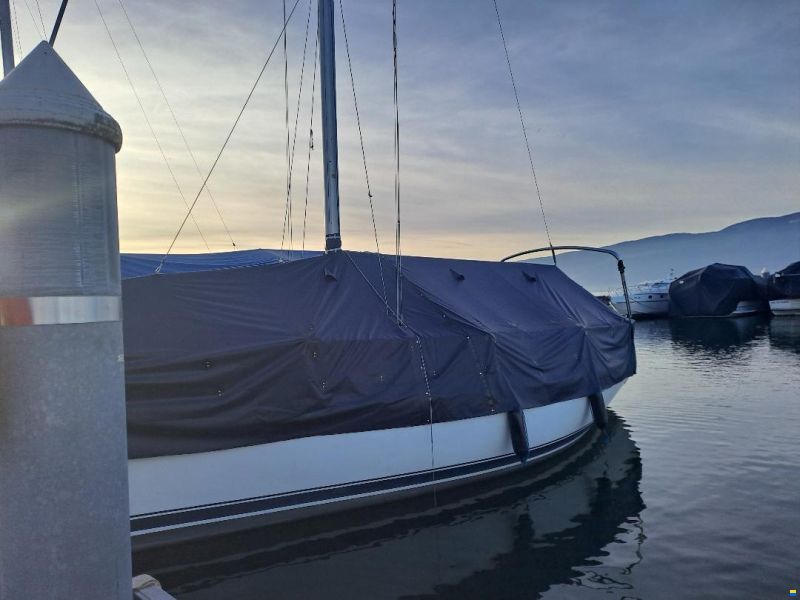 Beneteau First 325