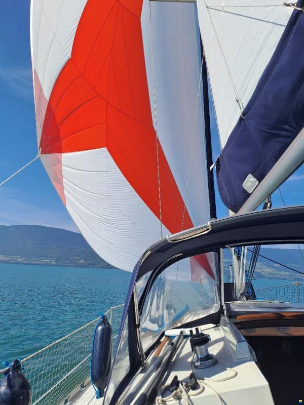 Beneteau First 325
