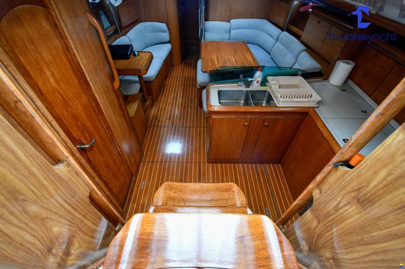 Jeanneau Sun Odyssey 43