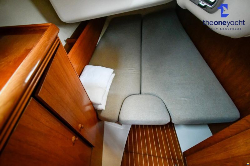 Jeanneau Sun Odyssey 43