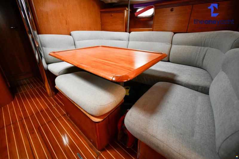 Jeanneau Sun Odyssey 43