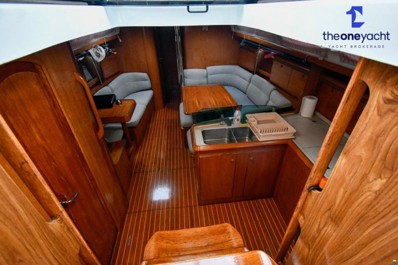Jeanneau Sun Odyssey 43