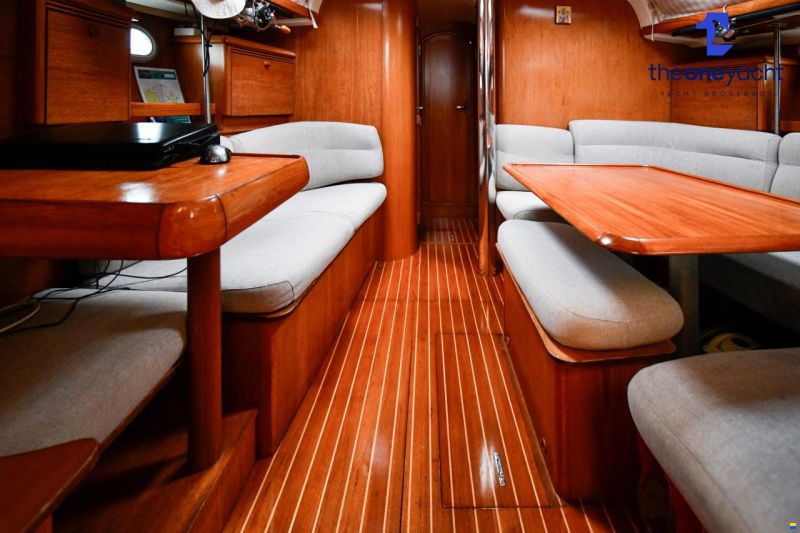 Jeanneau Sun Odyssey 43