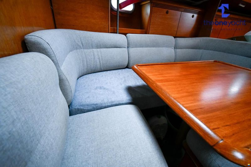 Jeanneau Sun Odyssey 43