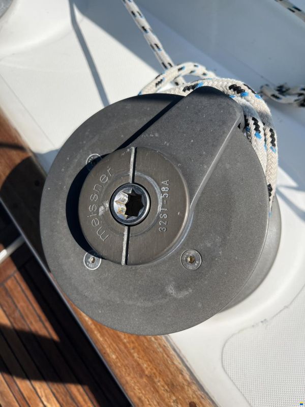 Dromor Triton 48