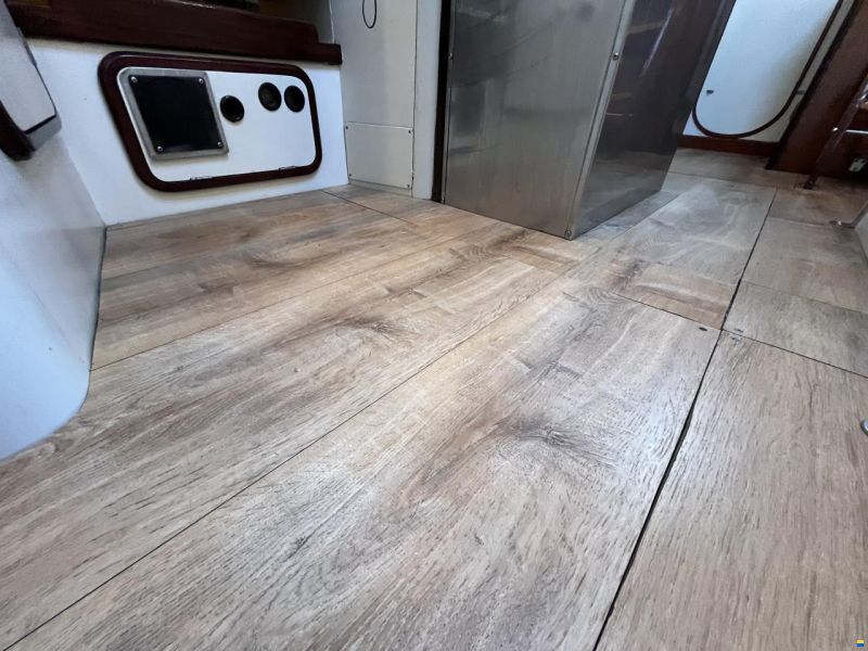 Dromor Triton 48