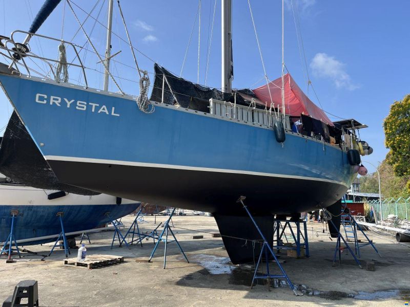 Dromor Triton 48