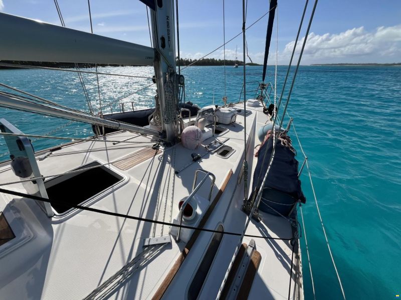 Dromor Triton 48