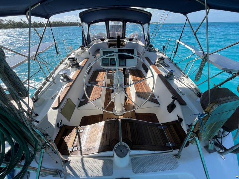 Dromor Triton 48