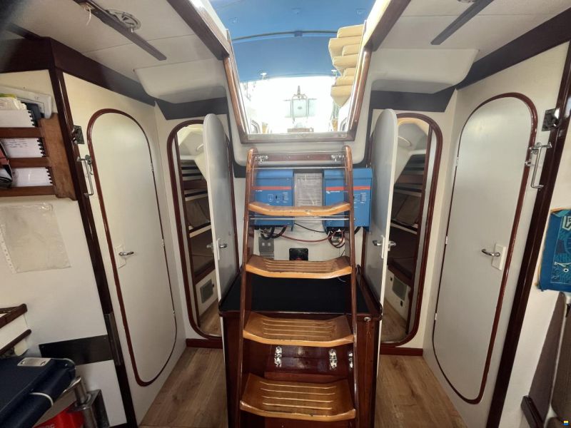 Dromor Triton 48