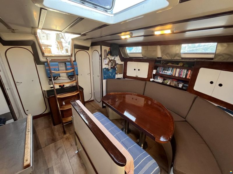 Dromor Triton 48