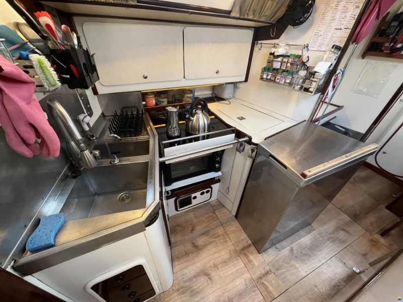 Dromor Triton 48
