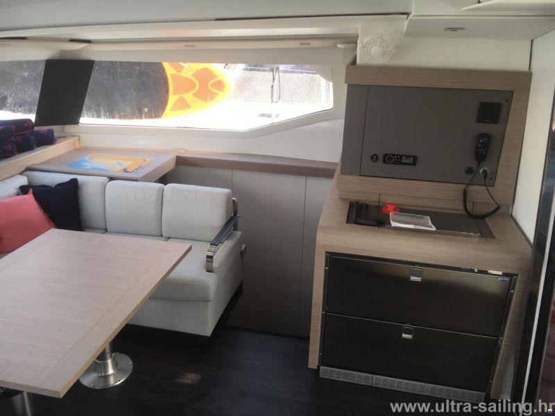 Fountaine Pajot Elba 45