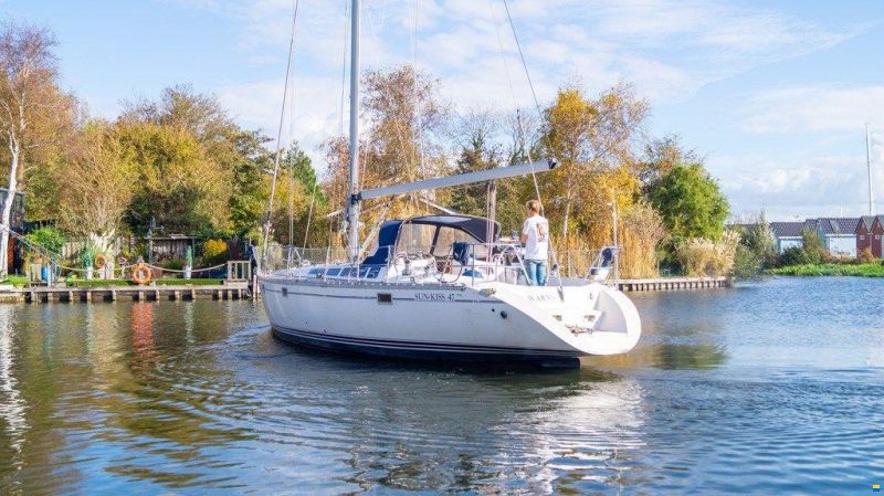 Jeanneau SUN KISS 47