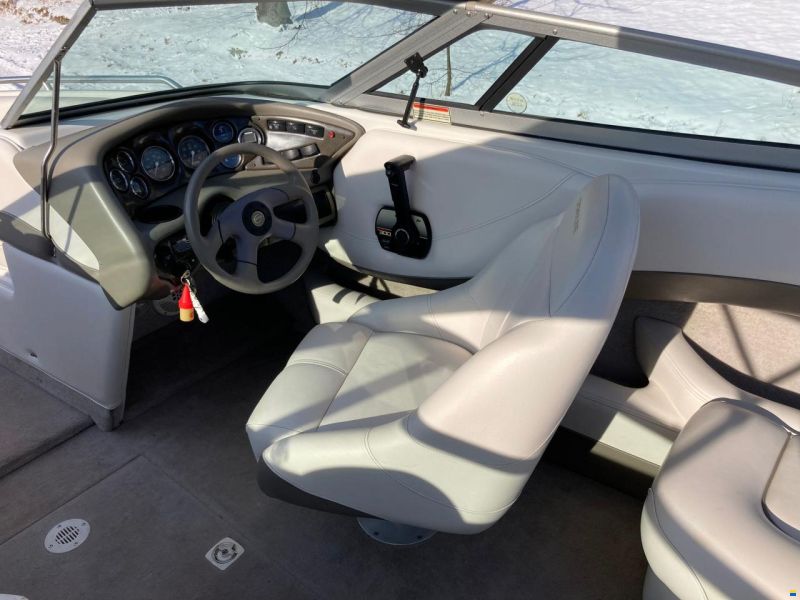 Crownline 225 BTR
