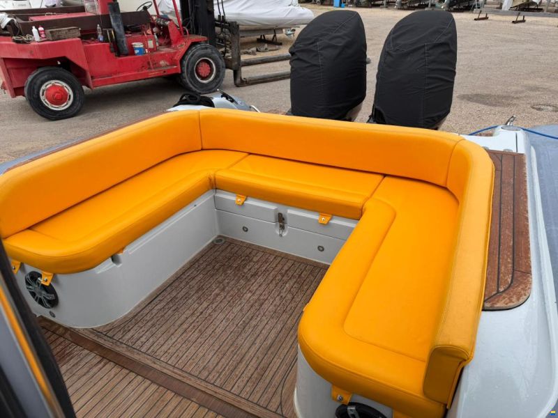 Led 33 DINETTE