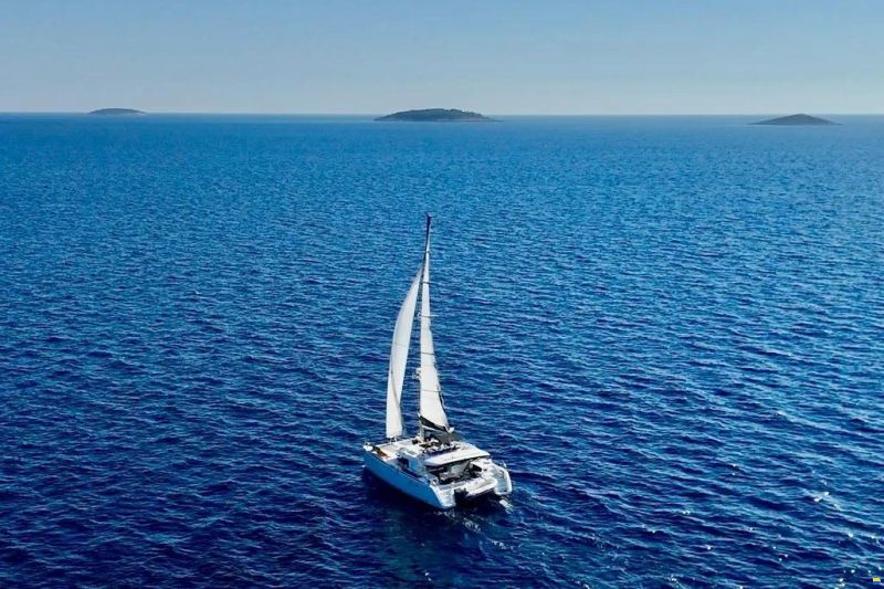 Lagoon 450 F