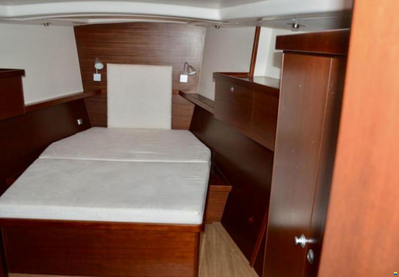 Hanse 470E Owners version