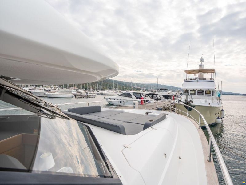 Azimut Magellano 53 Fly