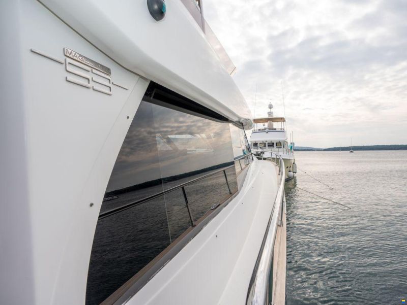 Azimut Magellano 53 Fly