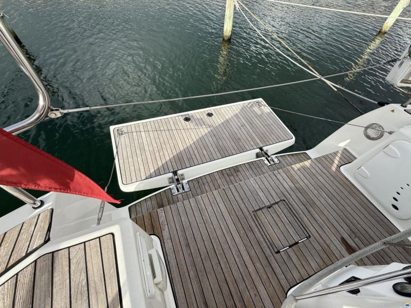 Bavaria 34 Cruise style