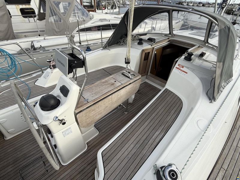 Bavaria 34 Cruise style