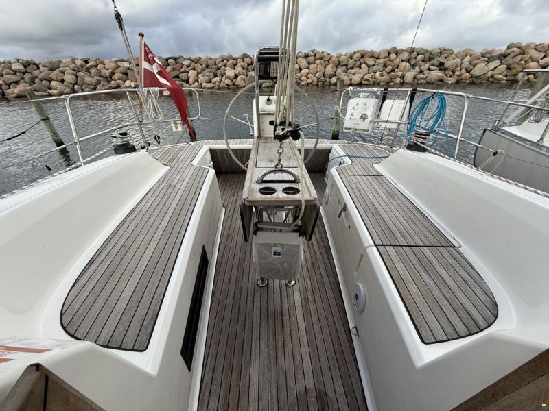 Bavaria 34 Cruise style
